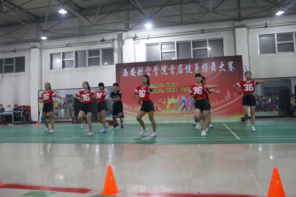 我院参赛队员在比赛