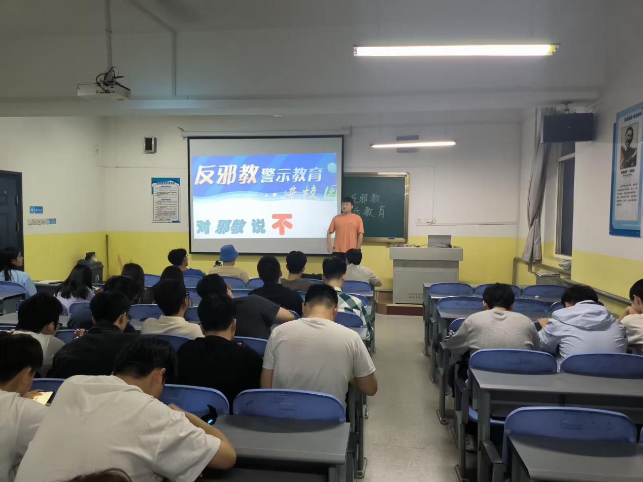 CE1AD05451D4D04EAD7E38411F04BB29 CE1AD05451D4D04EAD7E38411F04BB29